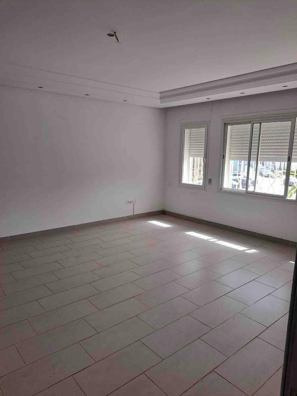 Cite El Khadra El Charguia Bureaux & Commerces Bureau Villa  usage de bureau