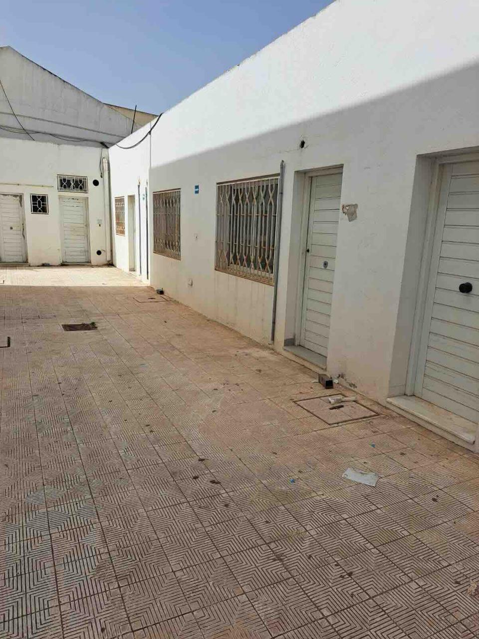Cite El Khadra El Charguia Bureaux & Commerces Bureau Villa  usage de bureau
