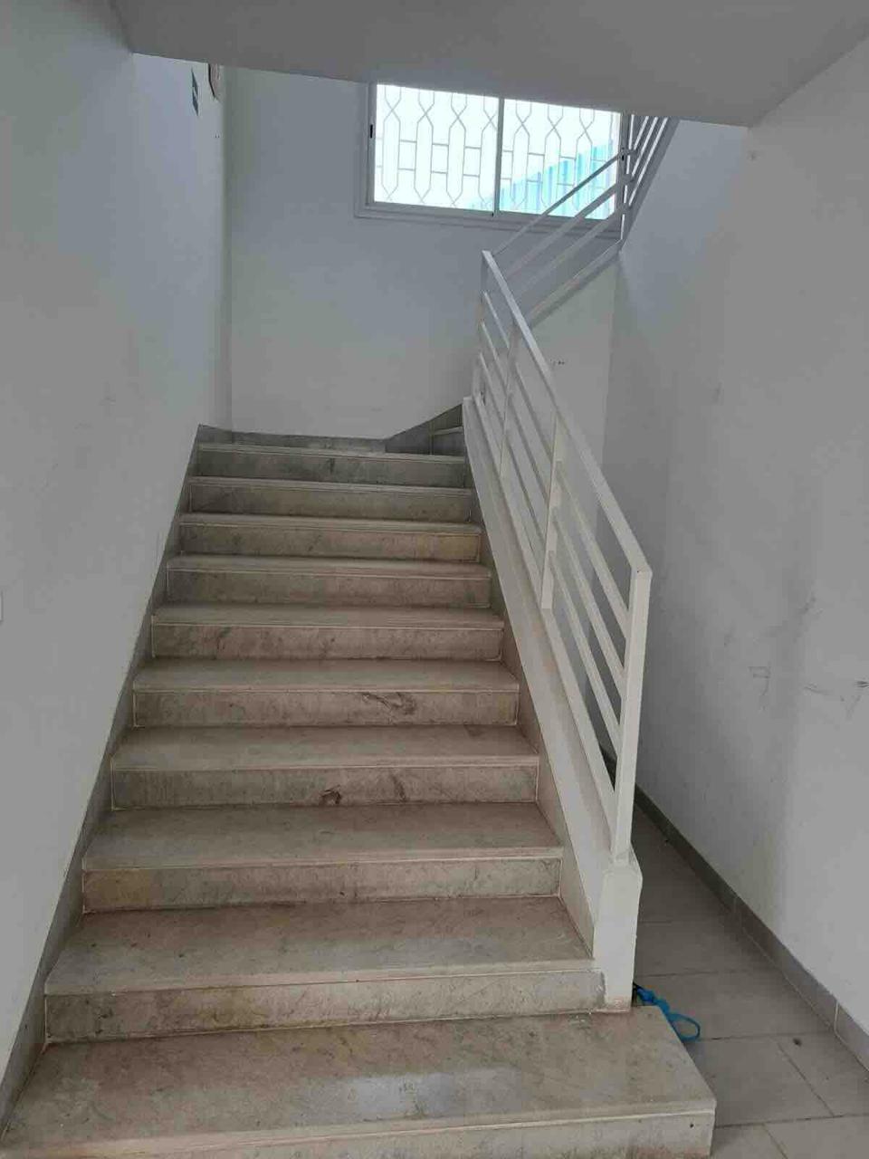 Cite El Khadra El Charguia Bureaux & Commerces Bureau Villa  usage de bureau