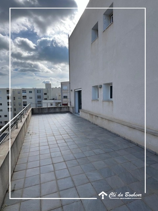 La Marsa Berge Du Lac Vente Appart. 3 pices Superbe appartement avec terrasse au lac 2