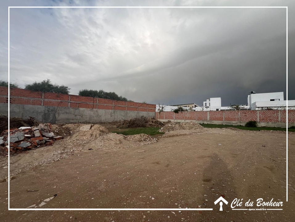 La Soukra La Soukra Terrain Terrain nu Des terrains  yakout hamaoui la soukra