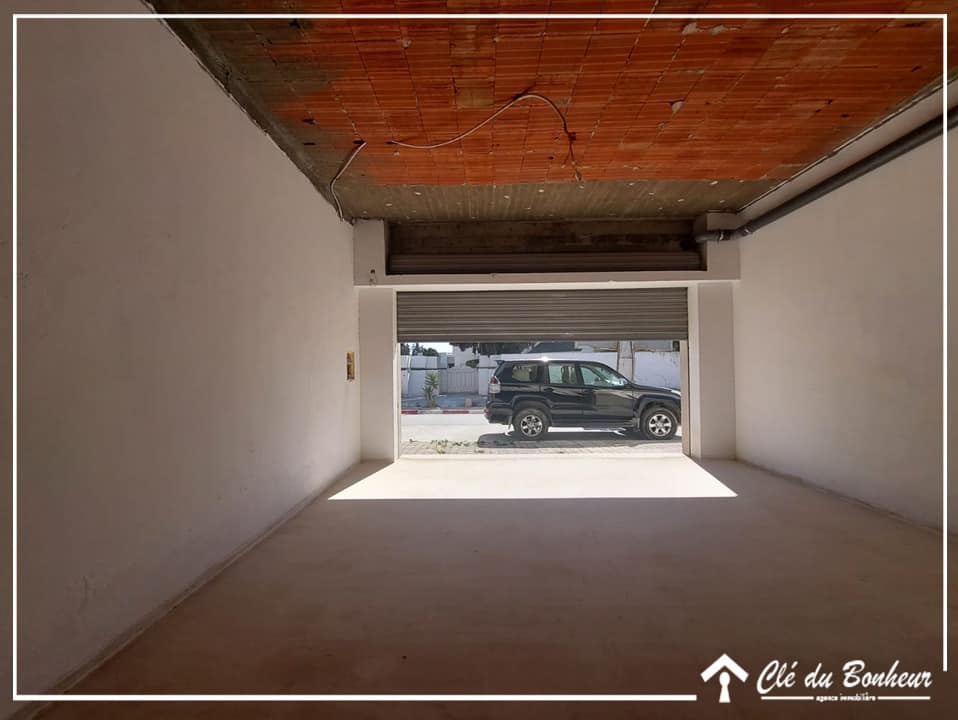 La Soukra Chotrana 2 Bureaux & Commerces Surfaces Local commercial neuf