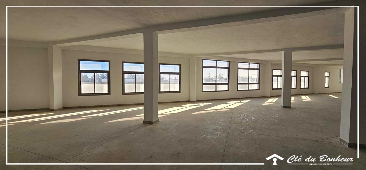 La Soukra Chotrana 3 Bureaux & Commerces Surfaces Des locaux neufs  chotrana 3