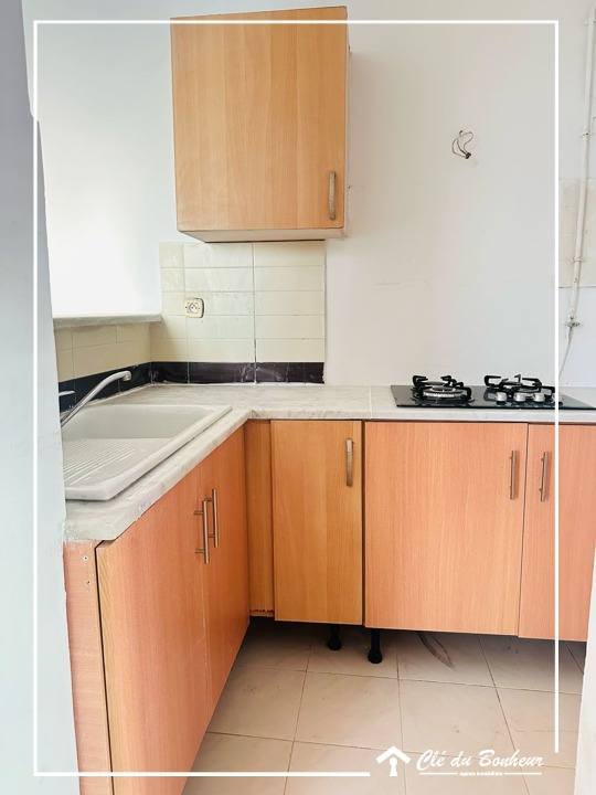La Marsa El Aouina Location Appart. 1 pice Appartement s1  jardin l'aouina