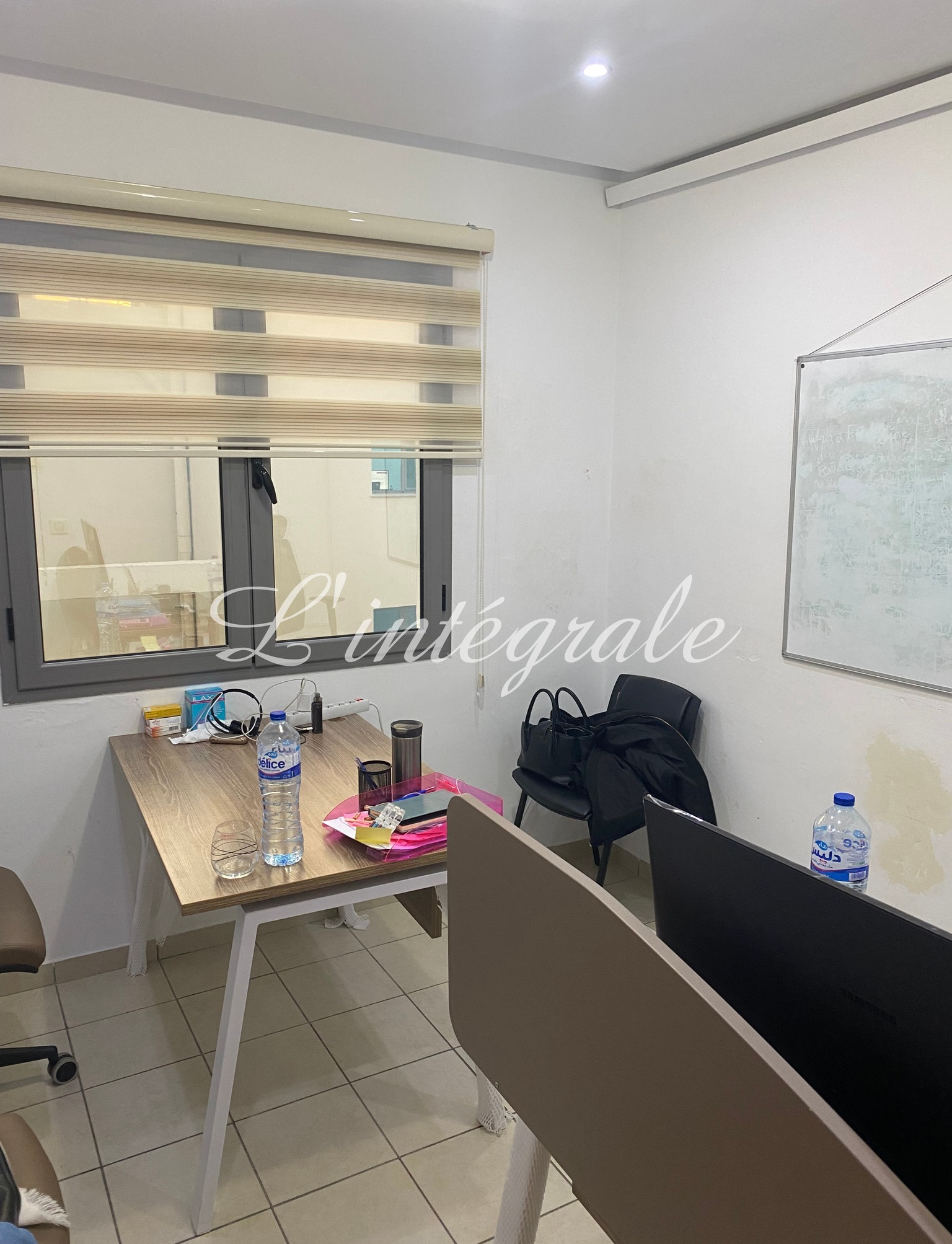 Cite El Khadra Zone urbaine nord Bureaux & Commerces Bureau Bureau h4 haut standing
