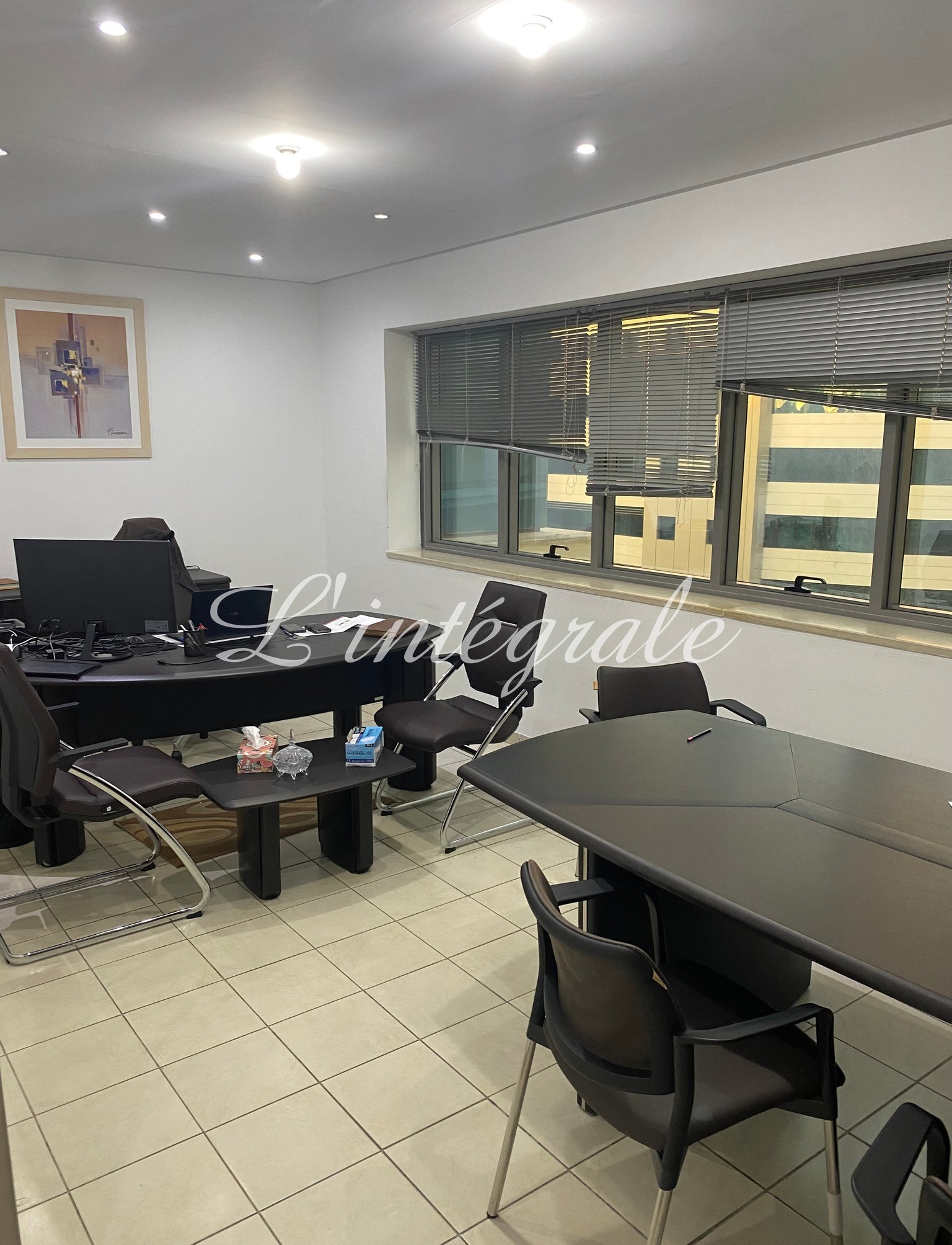 Cite El Khadra Zone urbaine nord Bureaux & Commerces Bureau Bureau h4 haut standing