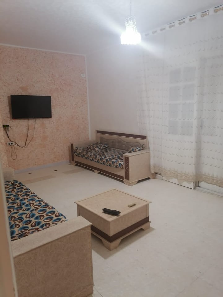 El Menzah El Manar 1 Location Appart. 3 pices Etage de villa s2 manar 1