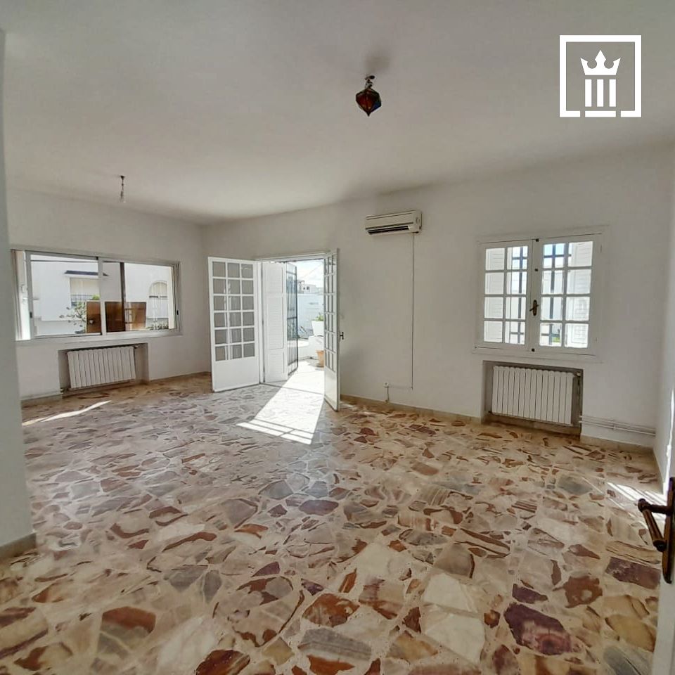 La Marsa Marsa Ennassim Location Appart. 3 pices Etage de villa a la marsa