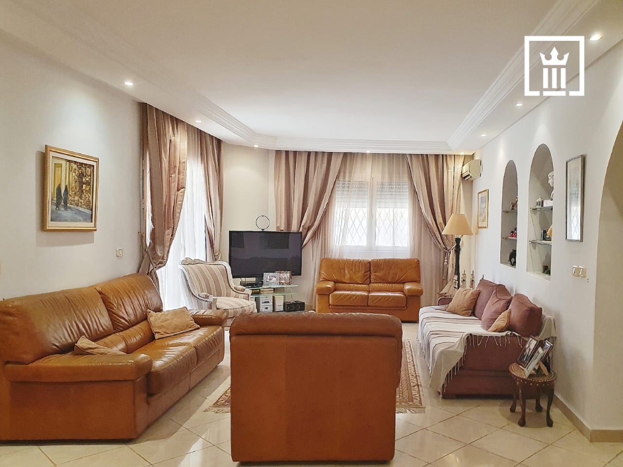 Carthage Cartage Byrsa Vente Maisons Villa avec jardin a carthage