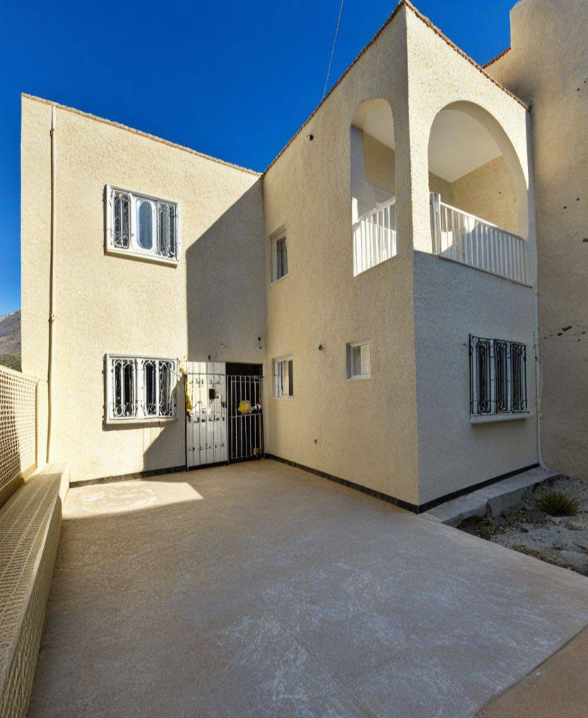 Mohamadia Cite Ennacim 1 Vente Maisons A  duplex  mhamdia s3 cit