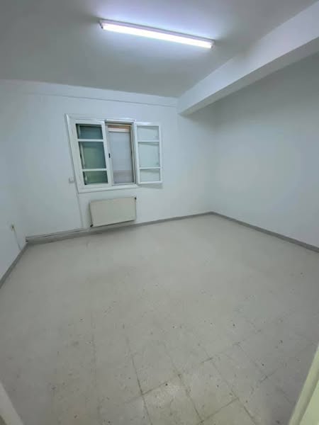 Bab Bhar Bab Bhar Location Appart. 3 pices S2 vide lafayette