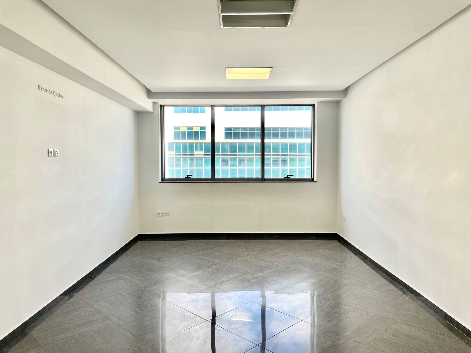 Cite El Khadra Zone urbaine nord Bureaux & Commerces Bureau Bureau h3 de centre urbain nord
