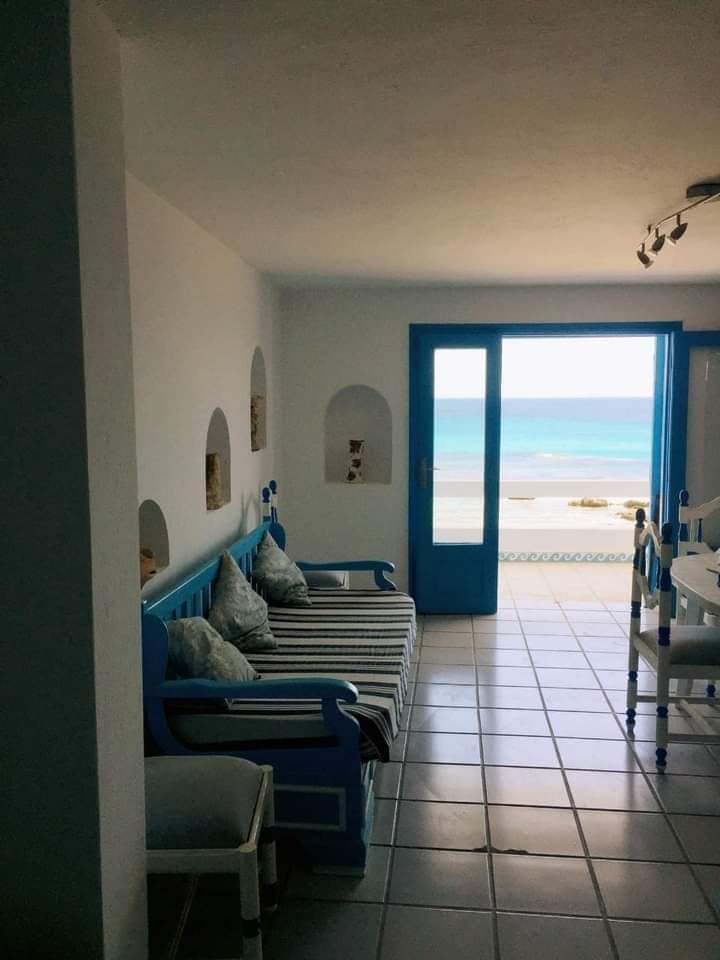 Kelibia Kelibia Location vacances Appart. 5 pices+ Triplex s5 pied dans leau