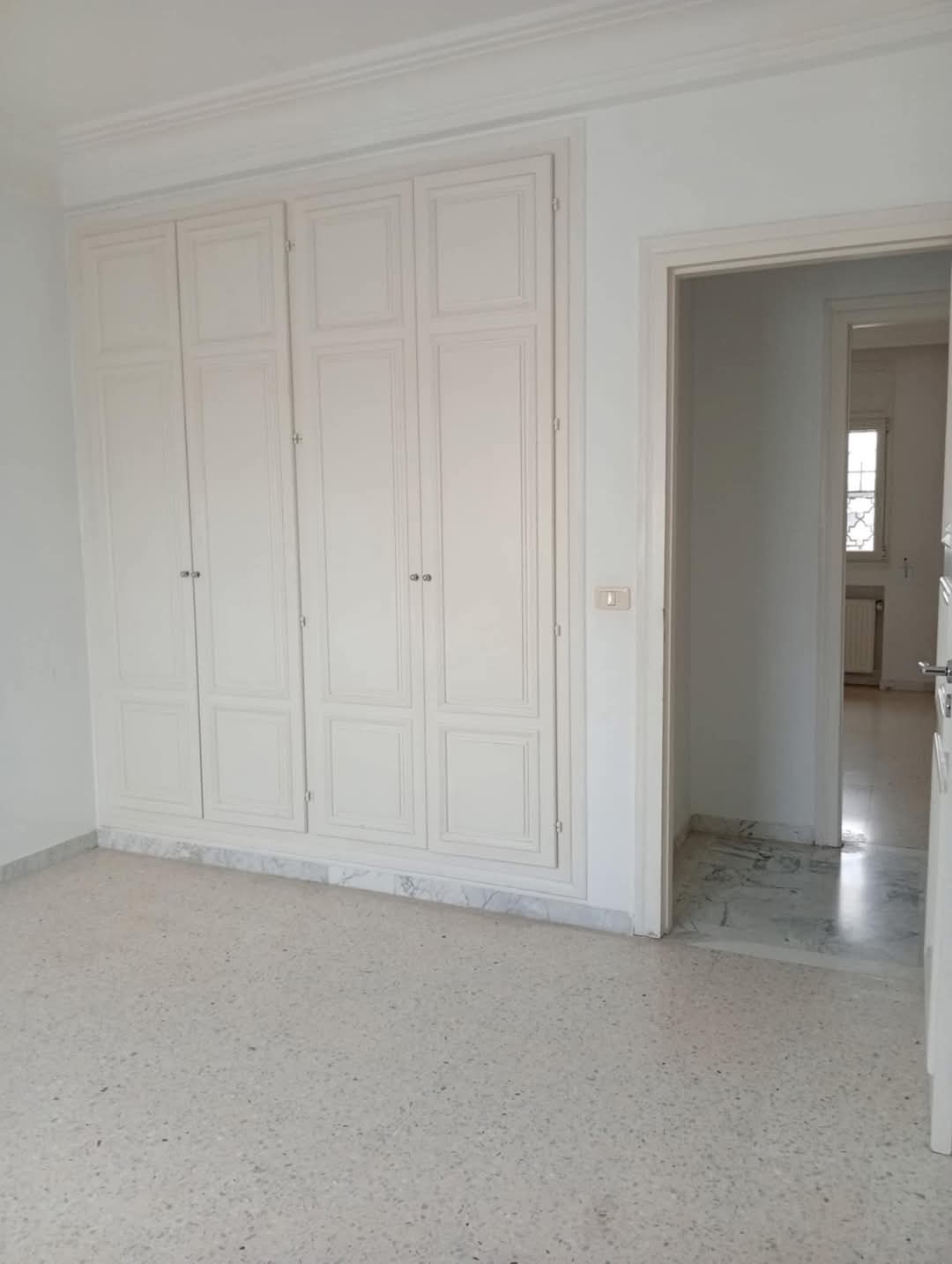 Mnihla Jardins d'el Menzah Location Appart. 3 pices S2 jardin del menzah 2 1300d