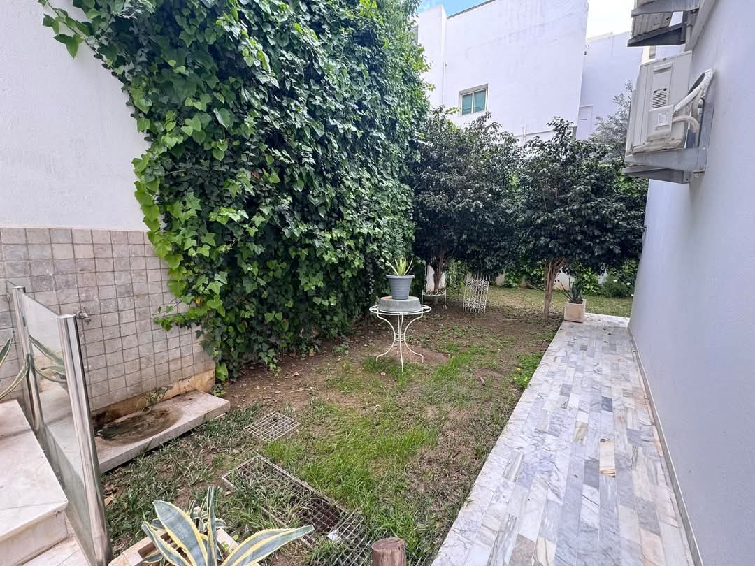 Ariana Ville Cite Ennasr 2 Bureaux & Commerces Bureau Bureau h2 1600d a ennasr 2
