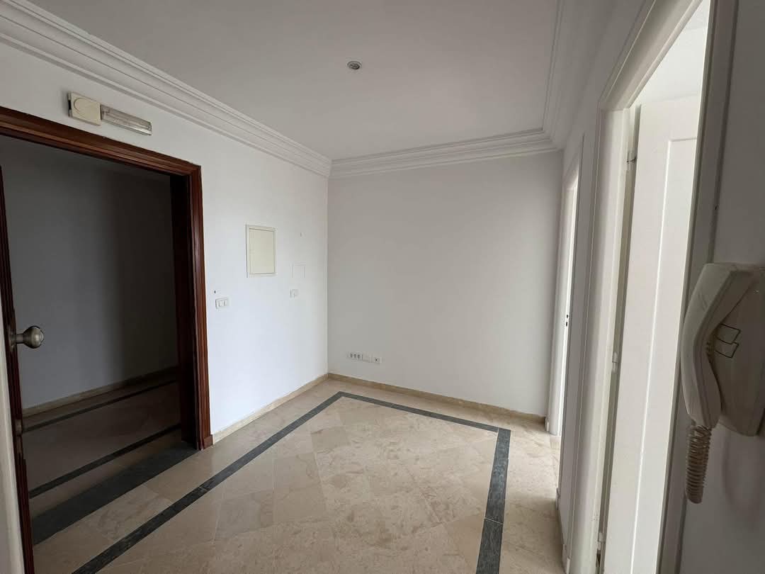 Ariana Ville Cite Ennasr 2 Bureaux & Commerces Bureau Bureau h2 ennasr 2