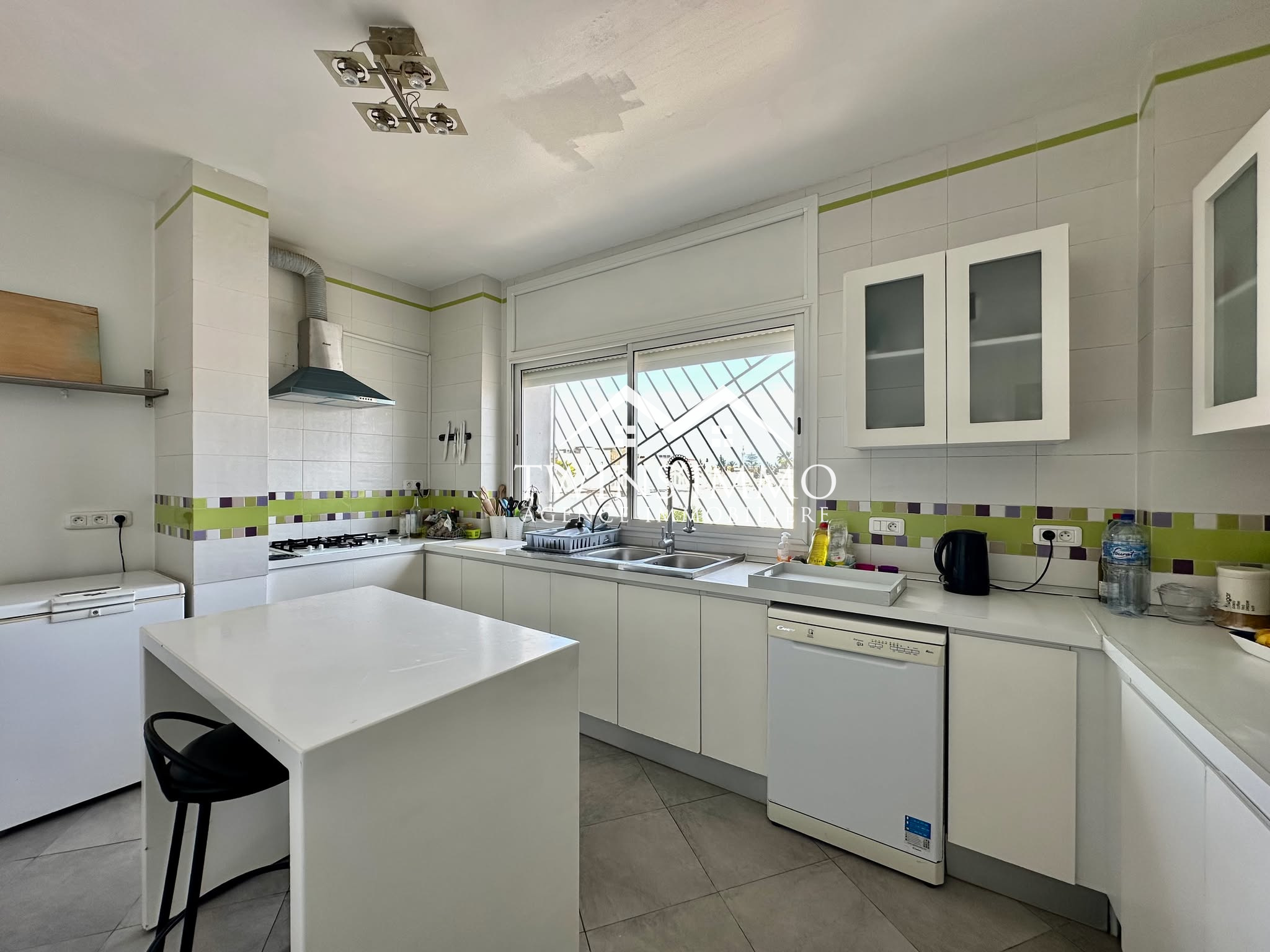 La Marsa Cite Du Stade Location Appart. 3 pices tage de villa s3 meubl  la marsa