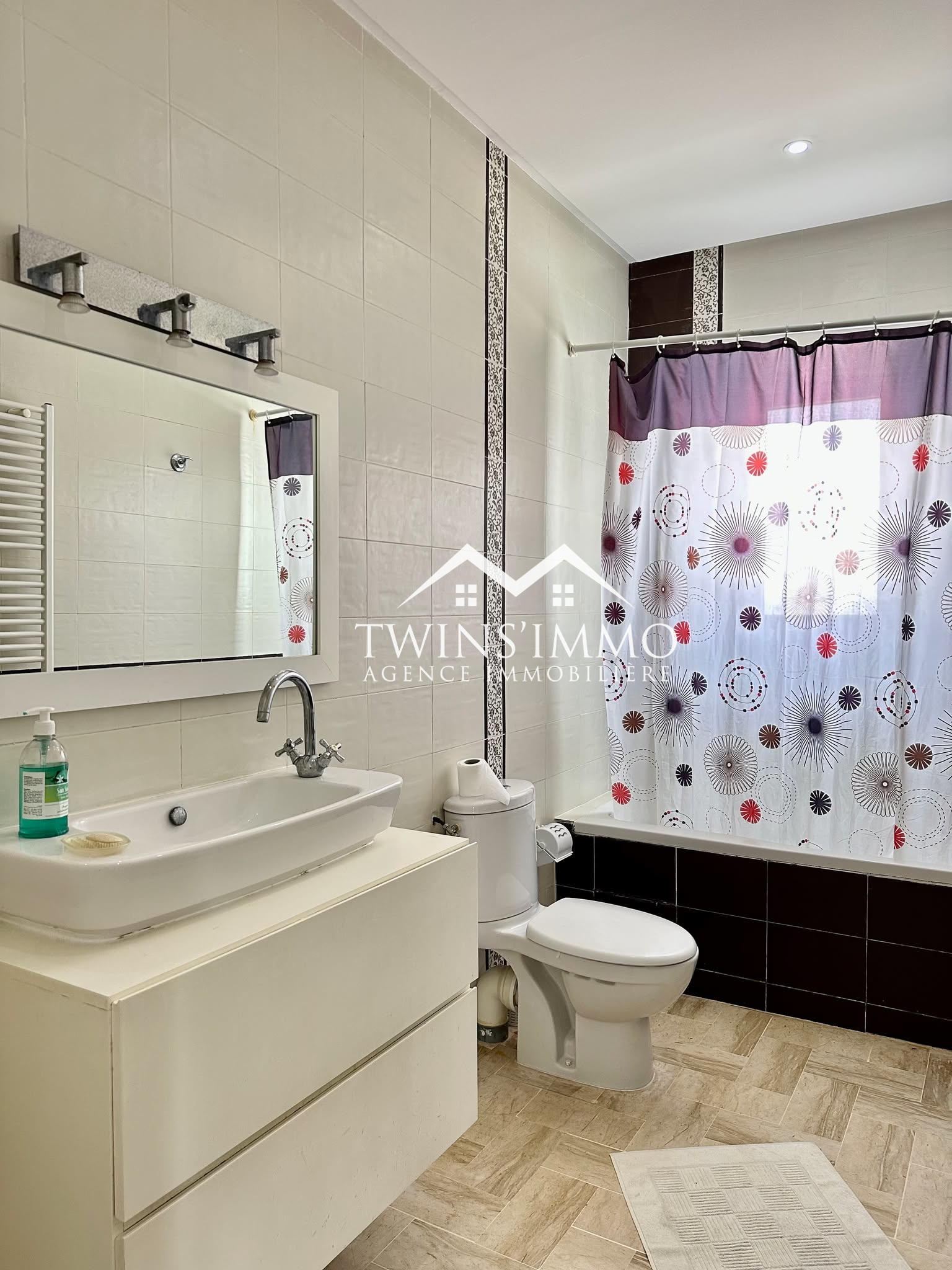 La Marsa Cite Du Stade Location Appart. 3 pices tage de villa s3 meubl  la marsa