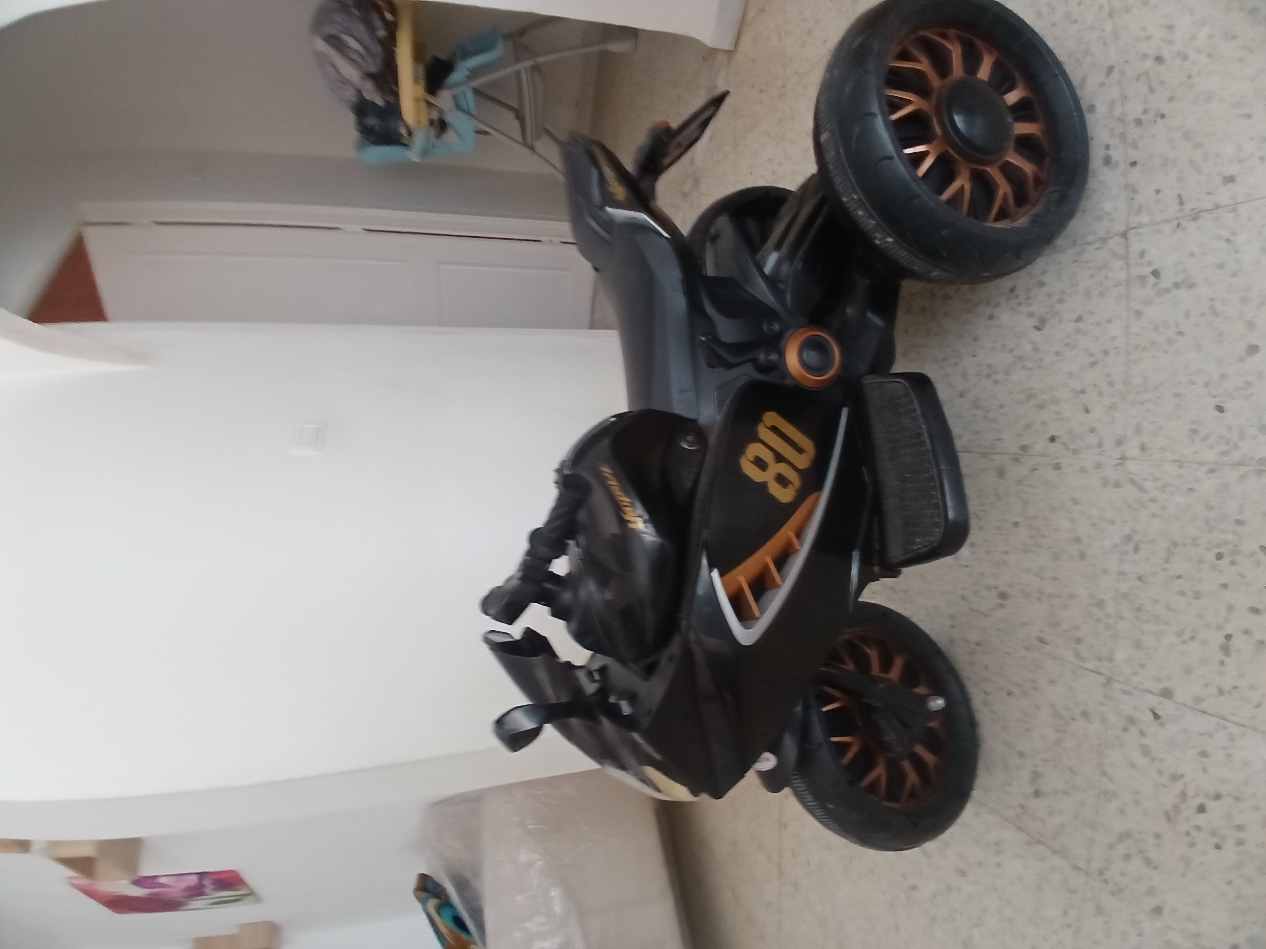 Ariana Ville El Menzah 5 Jouet Autre Moto pour enfant