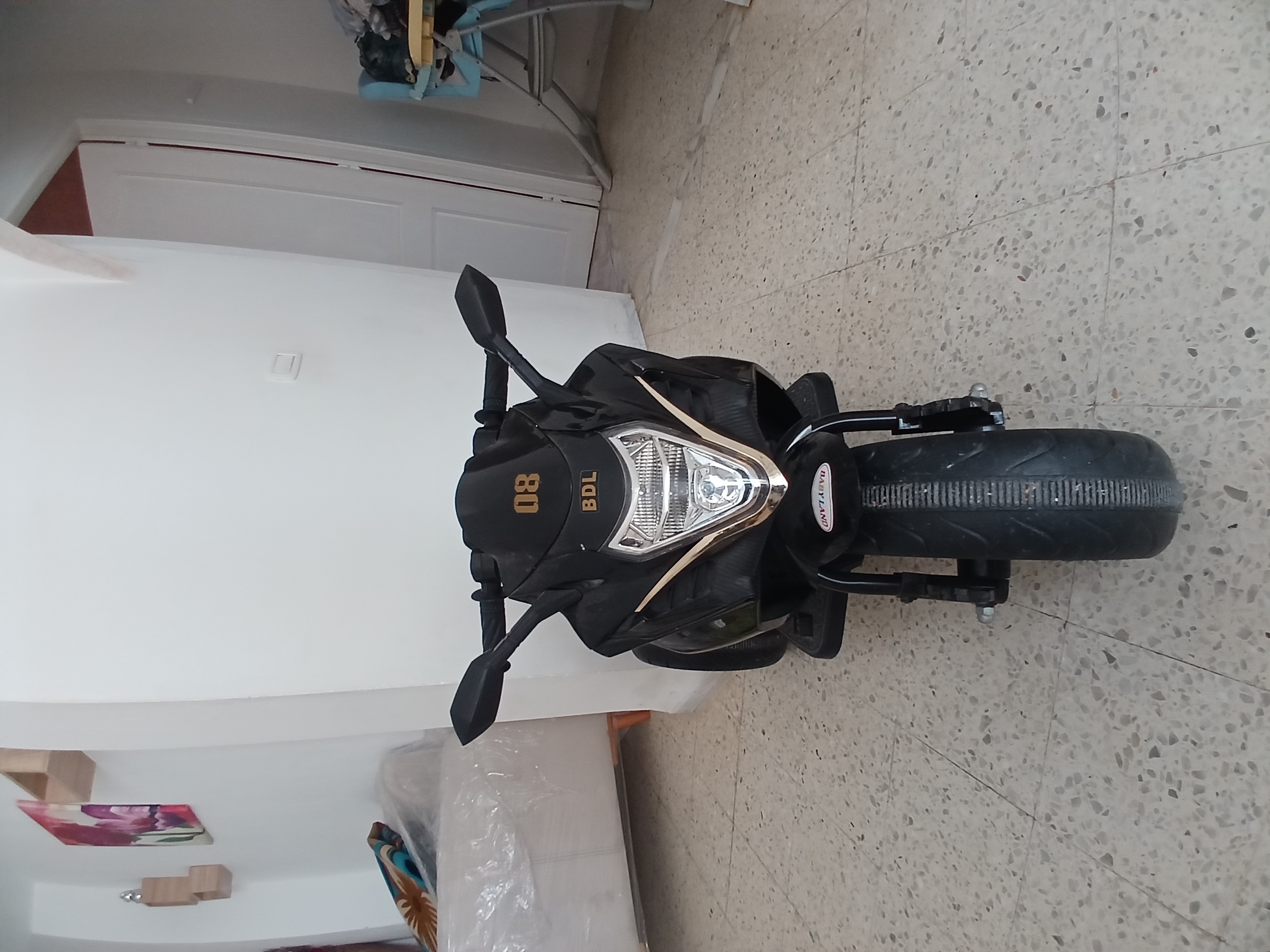Ariana Ville El Menzah 5 Jouet Autre Moto pour enfant