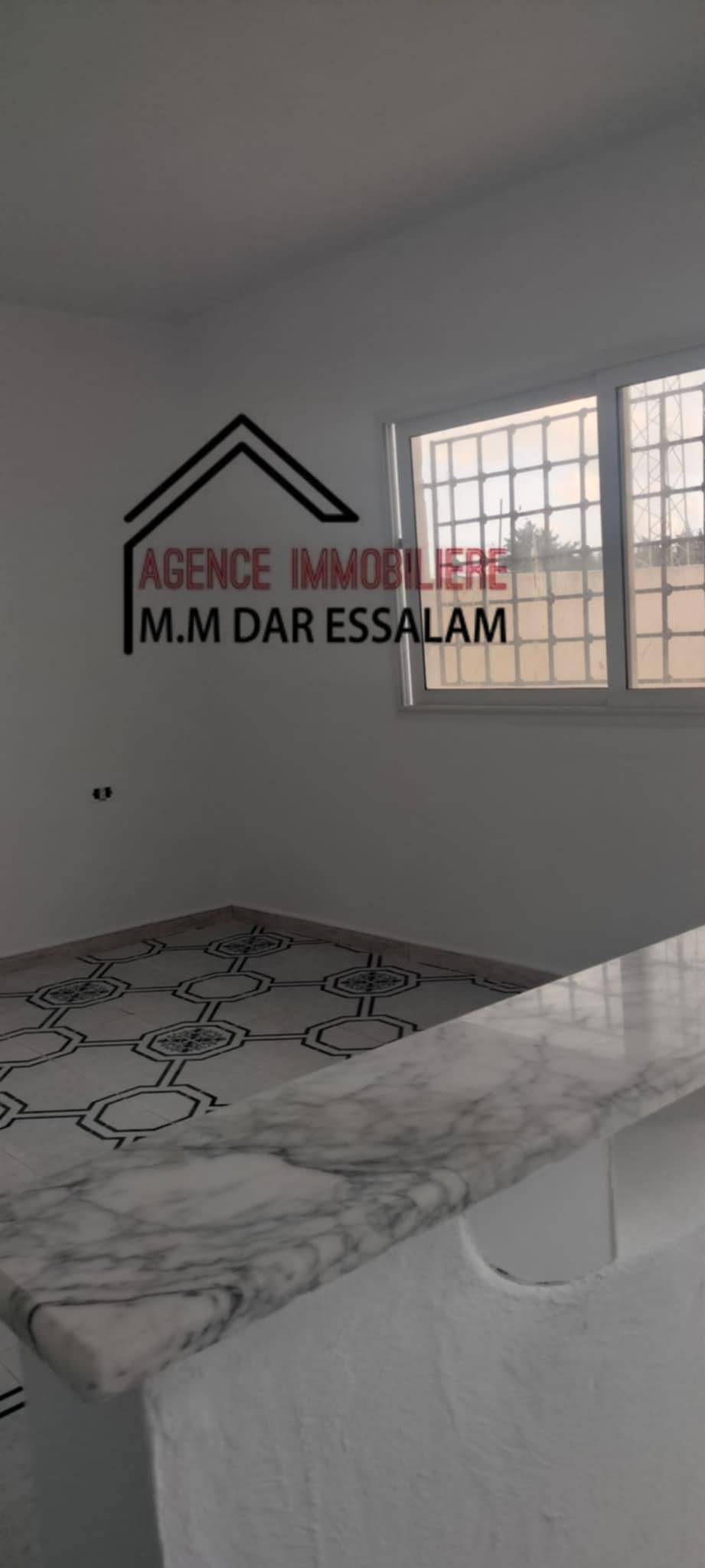 Kelibia Azmour Vente Maisons Maison avec un garage et un jardin