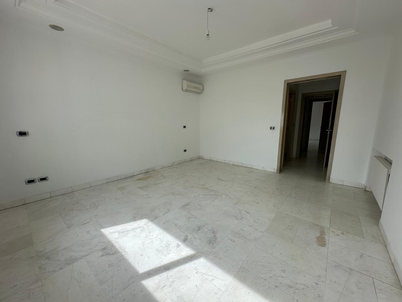 La Marsa Berge Du Lac Location Appart. 4 pices Appartement s4 au lac 2
