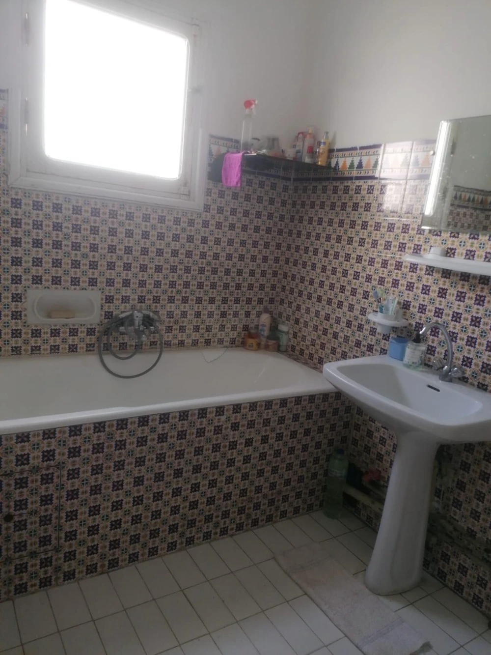 El Menzah El Menzah 9 Location Appart. 2 pices S1 situ  menzah 9a