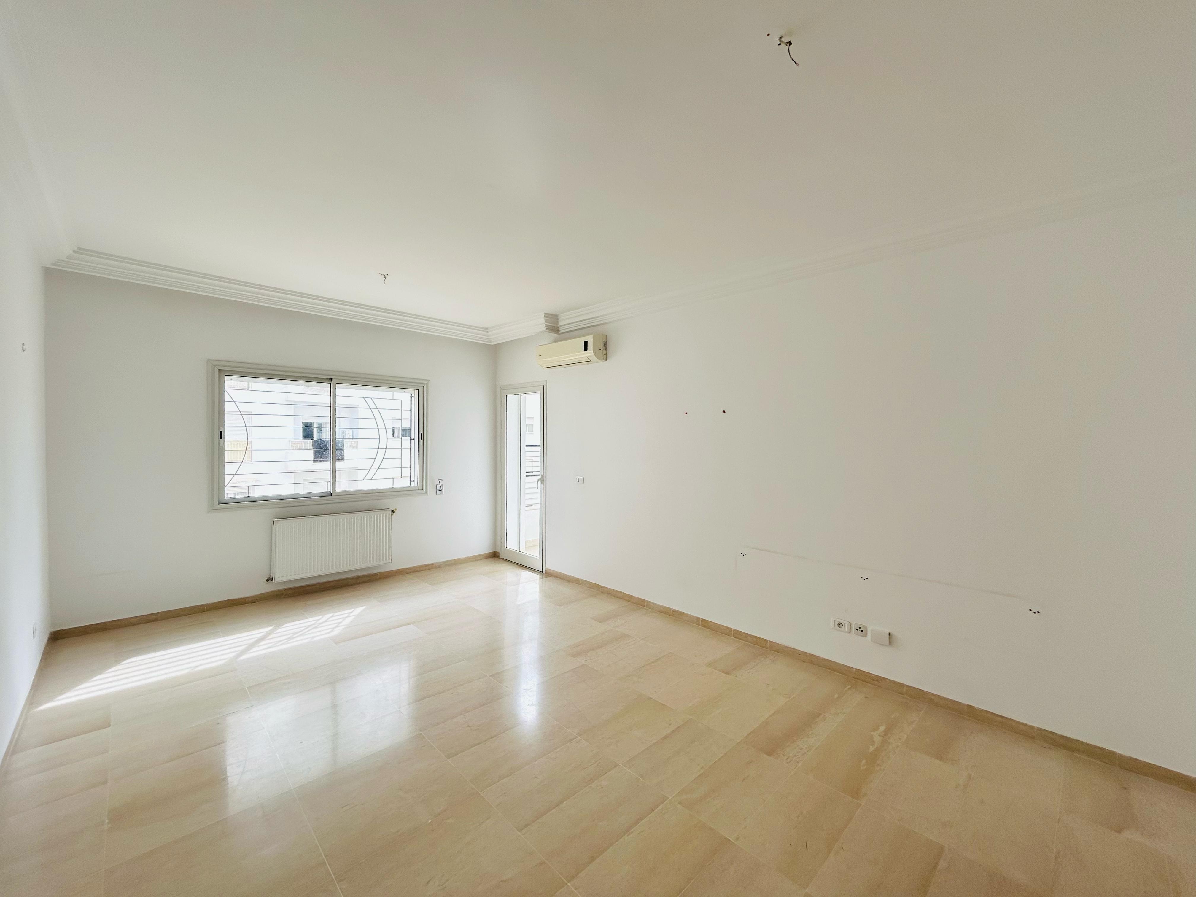 La Soukra La Soukra Location Appart. 3 pices Appartement s plus trois  la soukra