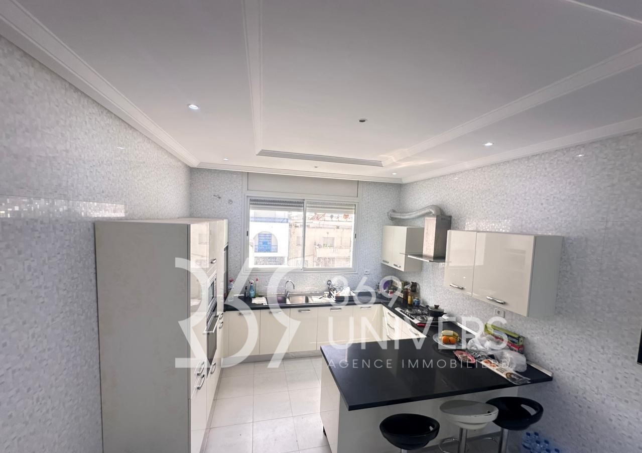 La Marsa Marsa Safsaf Location Appart. 3 pices Etage avec vue sur mer  la marsa ref ra130