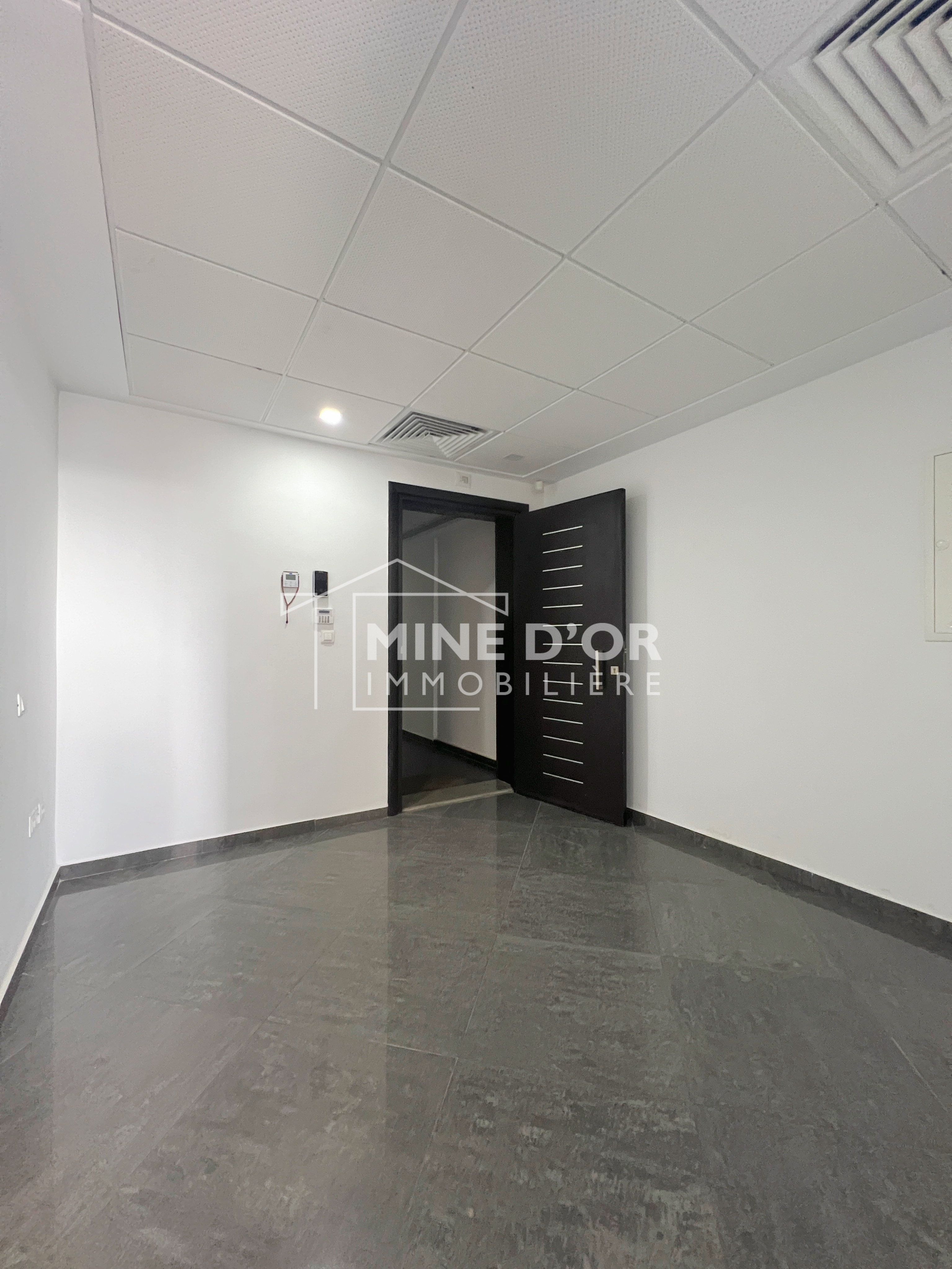 Cite El Khadra Zone urbaine nord Bureaux & Commerces Bureau Al bureau h2 au centre urbain nord