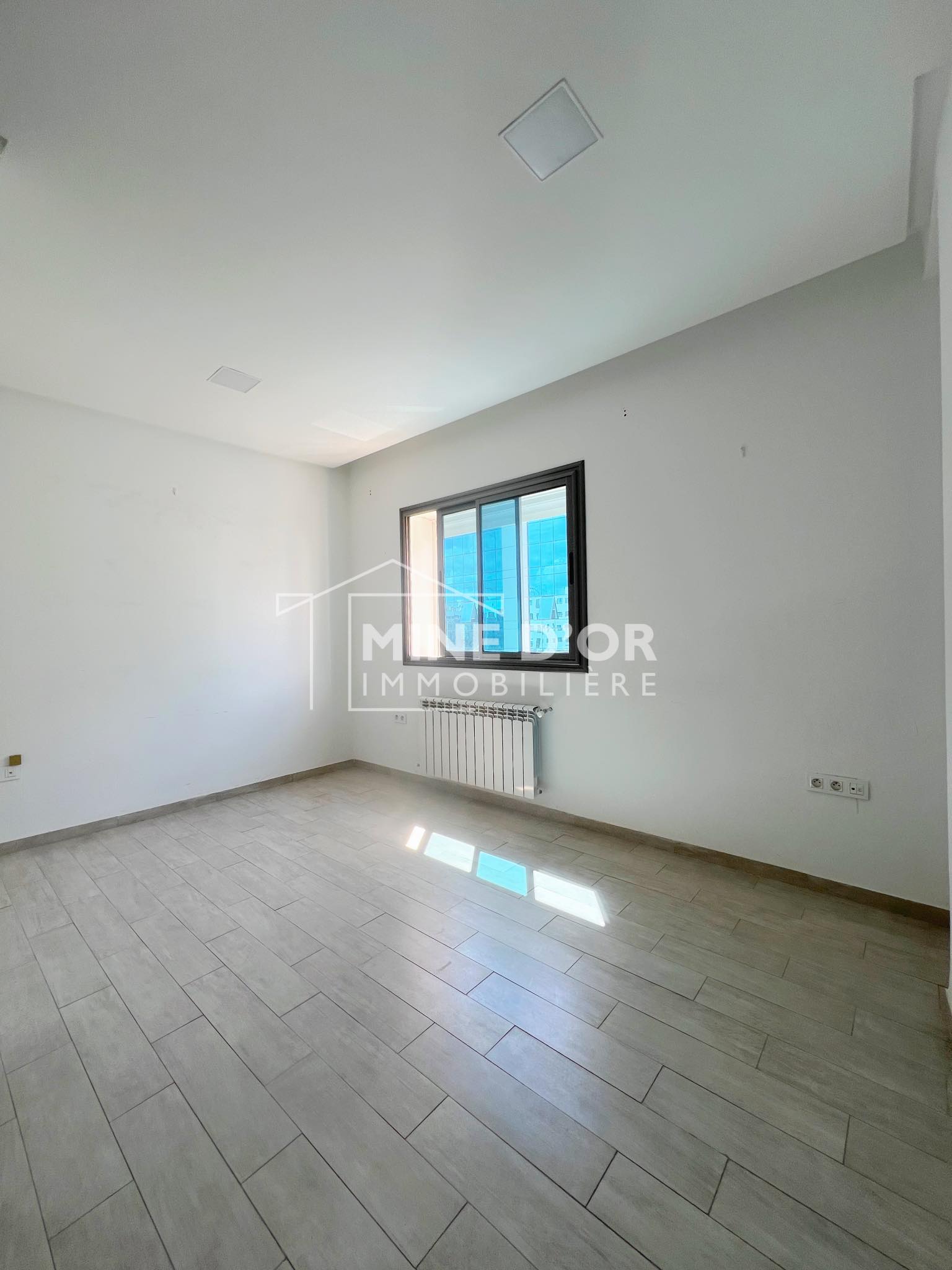 Bab Bhar Montplaisir Bureaux & Commerces Bureau Bureau h1 neuf  monplaisir