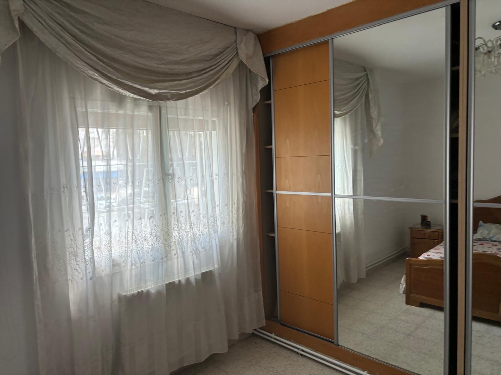Cite El Khadra Cite Oplympique Location Appart. 3 pices Appart meuble pour longue dure