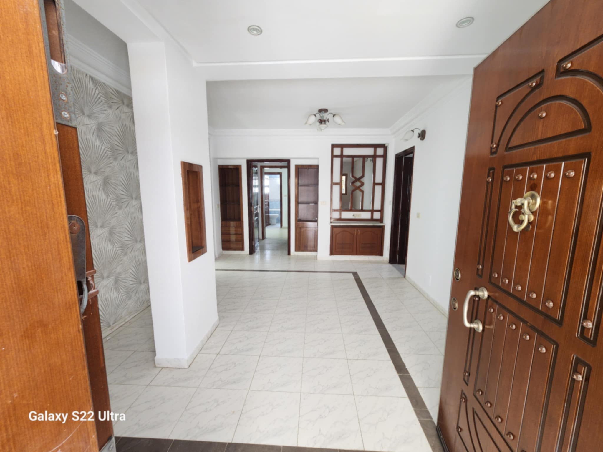 Ariana Ville Cite Ennasr 2 Bureaux & Commerces Bureau Emplacement premium avenue hedi nouira