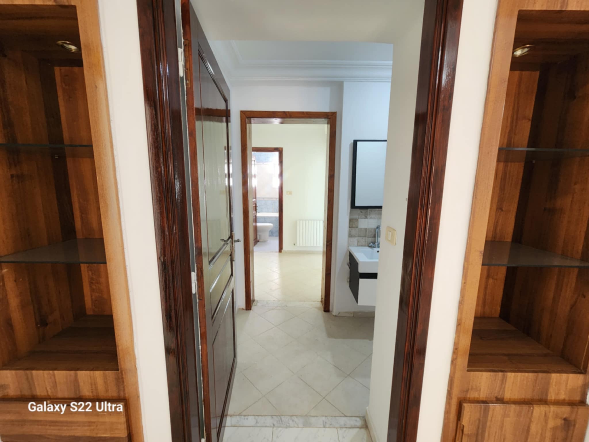 Ariana Ville Cite Ennasr 2 Bureaux & Commerces Bureau Emplacement premium avenue hedi nouira