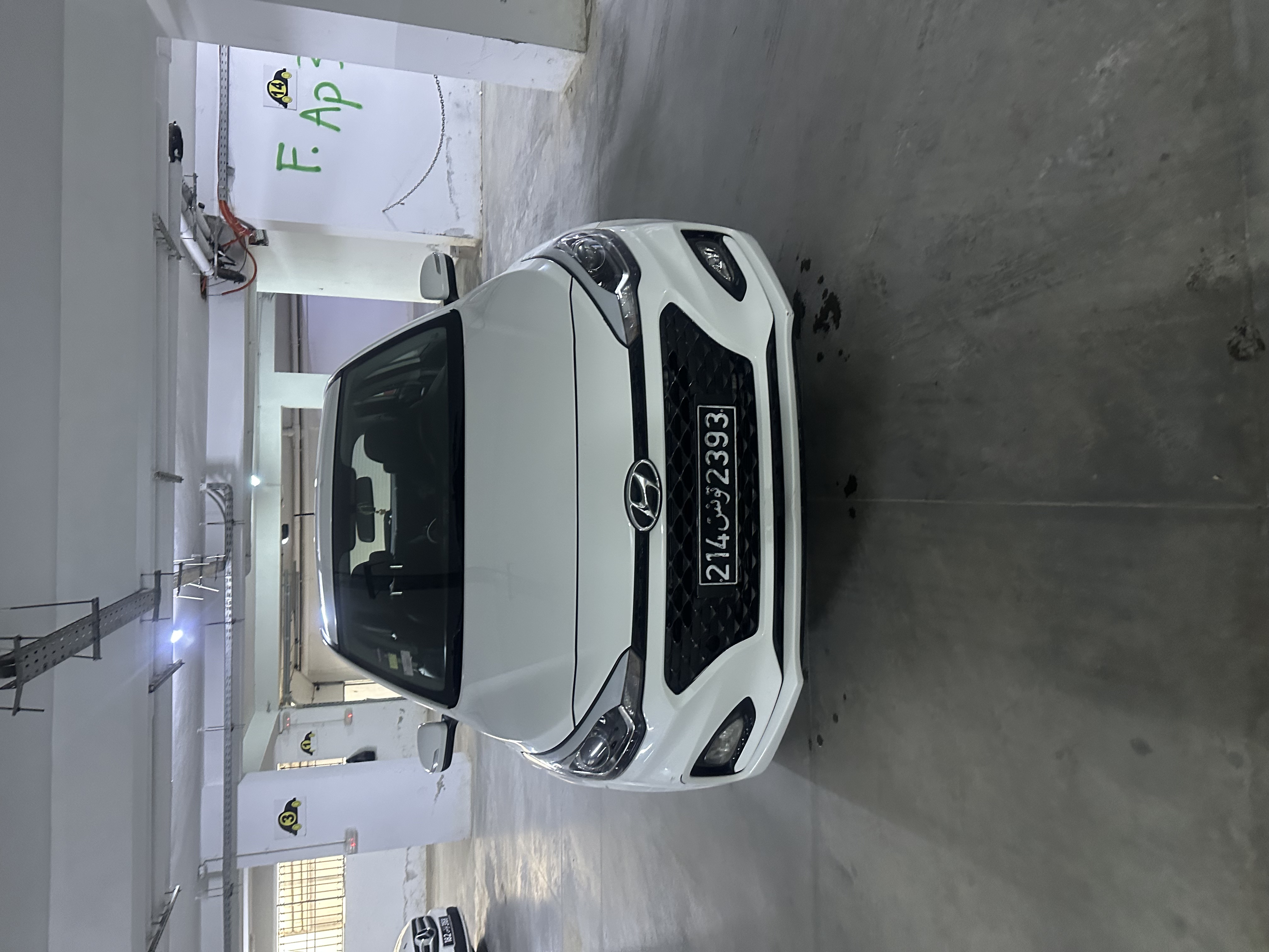 Hammam Sousse Hammam Sousse Hyundai Autre Modle Huyndai i20 bonne etat