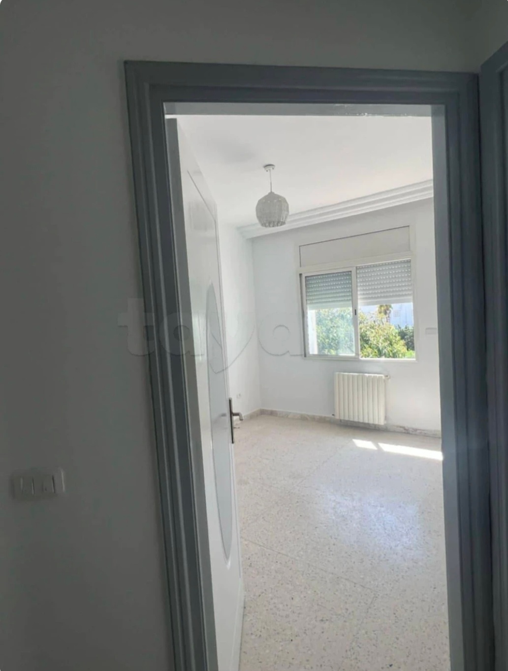 El Menzah El Manar 1 Location Appart. 2 pices S2 avec pp sous sol et cellier