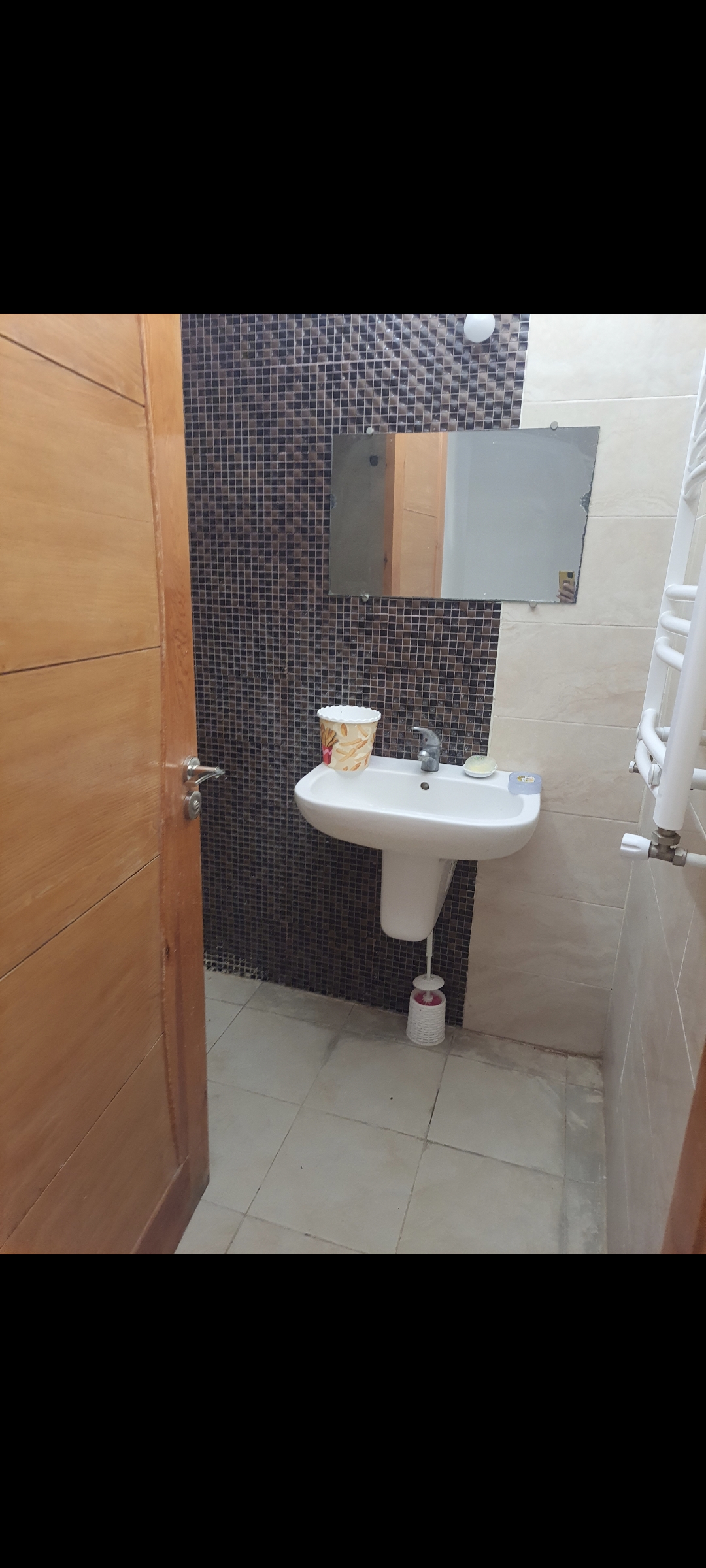 El Menzah El Manar 1 Location Appart. 3 pices Etage de villa s3 manar1