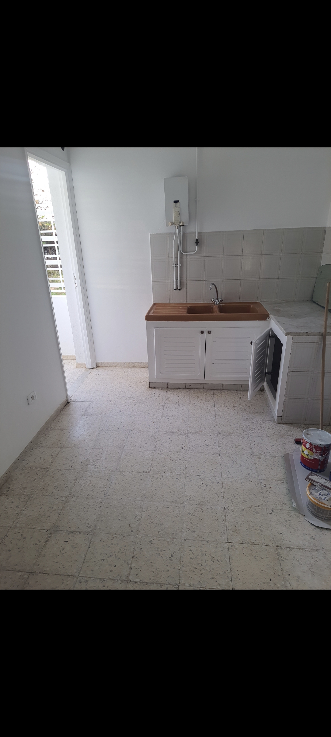 El Menzah El Manar 1 Location Appart. 1 pice S0 rez de chausse