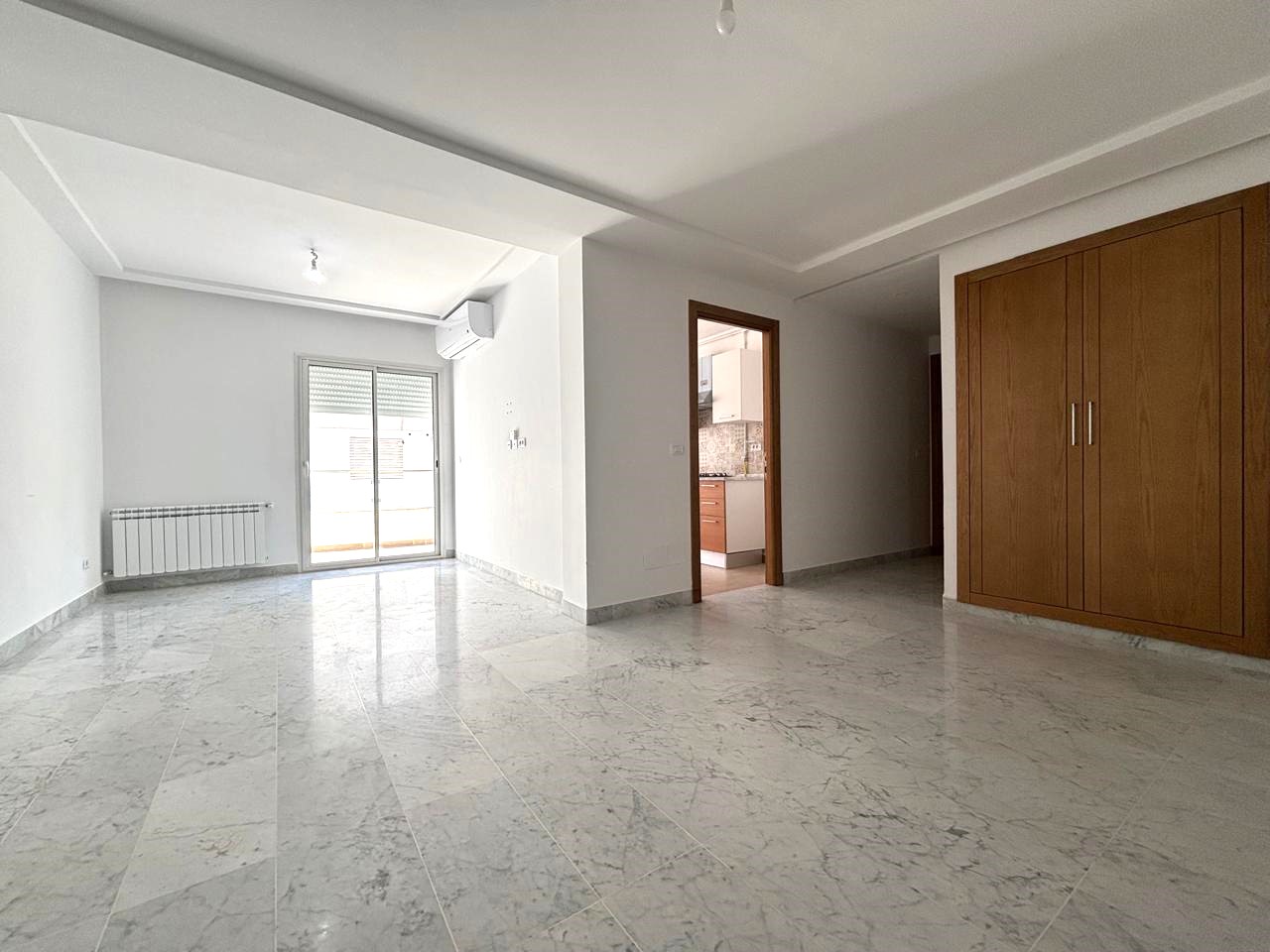 La Soukra La Soukra Location Appart. 4 pices Appartement s3  la soukra park