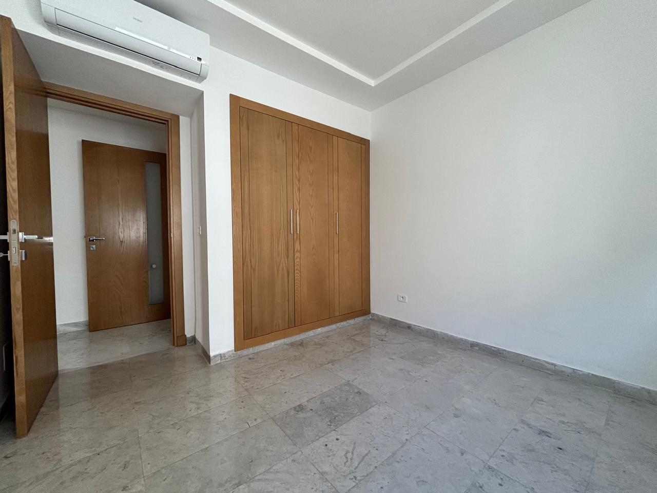 La Soukra La Soukra Location Appart. 4 pices Appartement s3  la soukra park