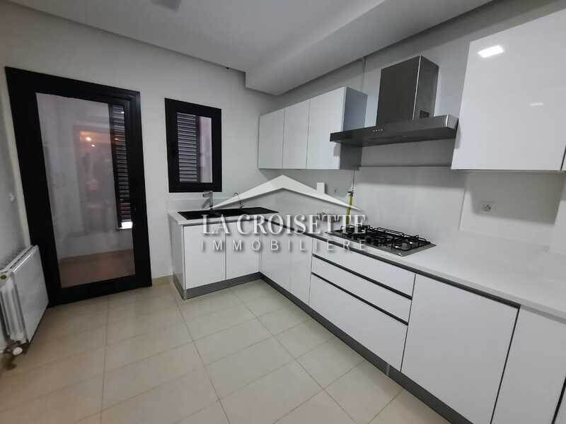 La Marsa Sidi Daoud Location Appart. 4 pices S3 meubl  la marsa mal1609