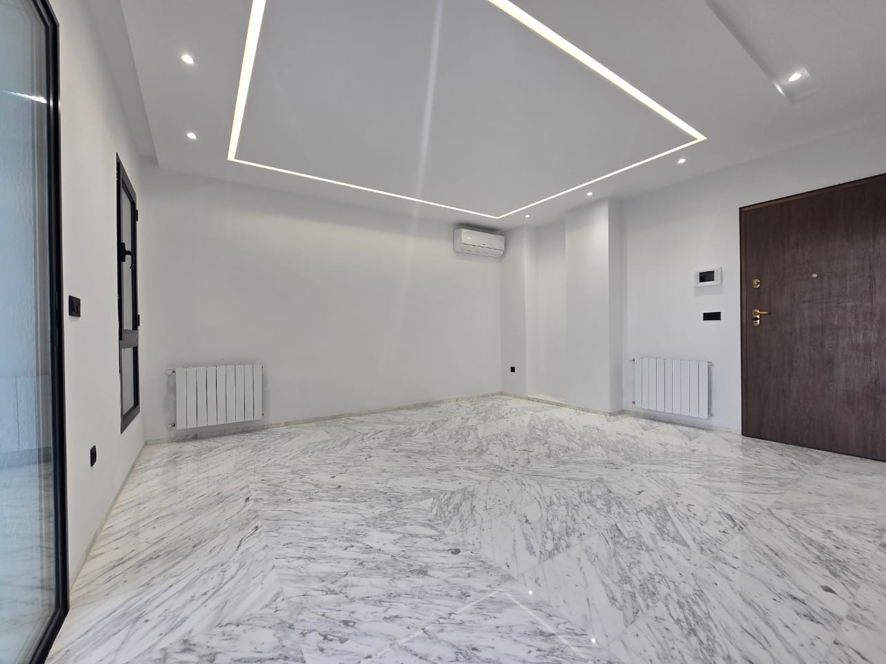 La Marsa Berge Du Lac Location Appart. 1 pice Chic s1 au lac 2