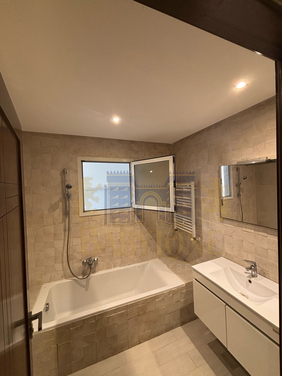 Ain Zaghouan Jardins de Carthage Location Appart. 2 pices S1 aux jardins de carthage rf 207a