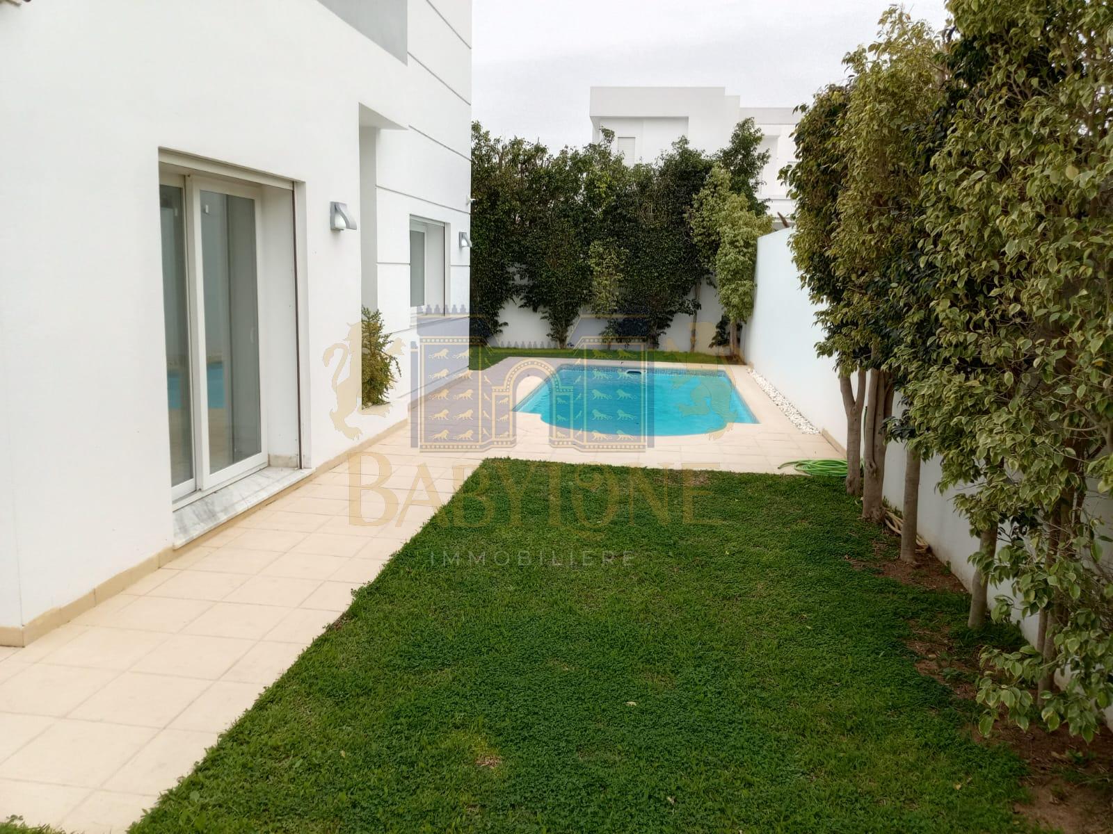 La Soukra Chotrana 2 Location Maisons Villa avec piscine  la soukra