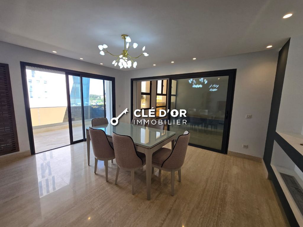 La Marsa Berge Du Lac Location Appart. 4 pices Duplex s3 avec piscine