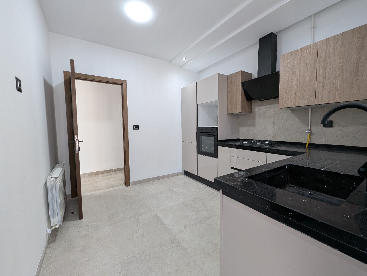 Ain Zaghouan Ain Zaghouan Location Appart. 3 pices S2  ain zaghouan nord