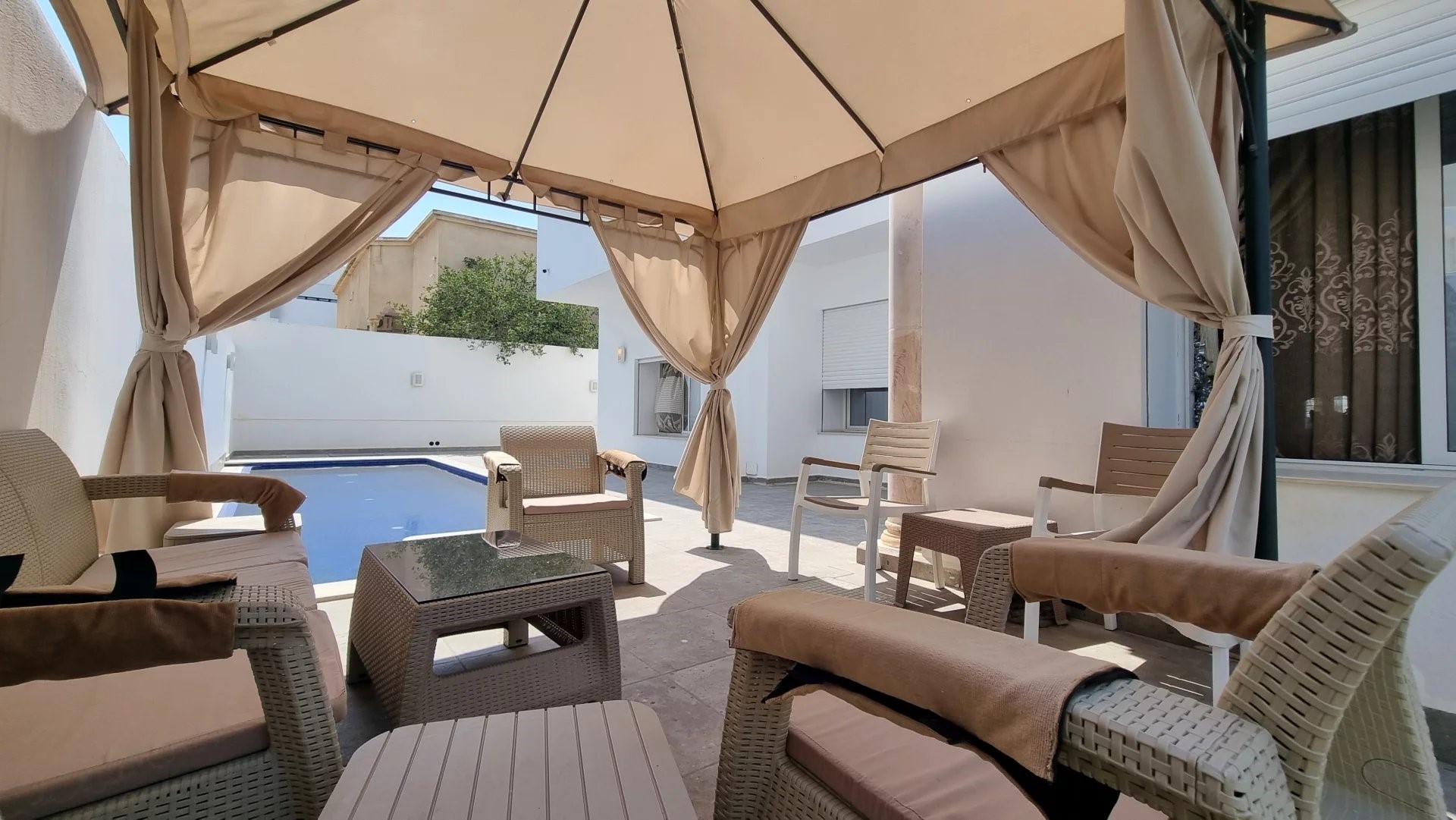 La Marsa Gammart Location Maisons Villa avec piscine   gammarth