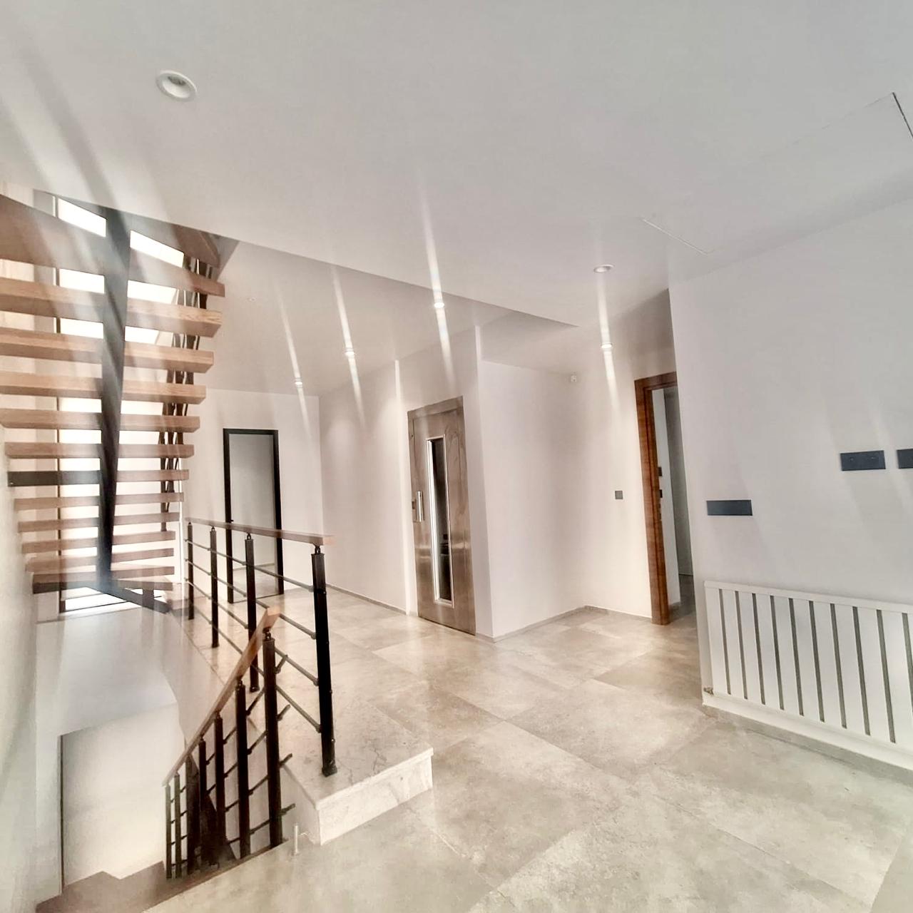 La Marsa Gammart Location Autre Triplex   gammarth