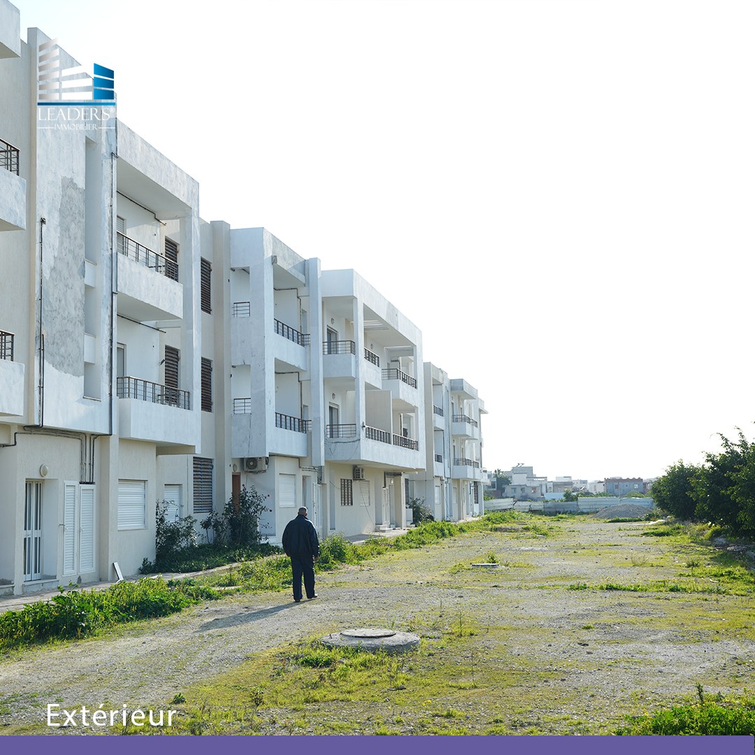 La Soukra Borj Louzir Vente Appart. 2 pices Un appartement avec une superficie de 117 m