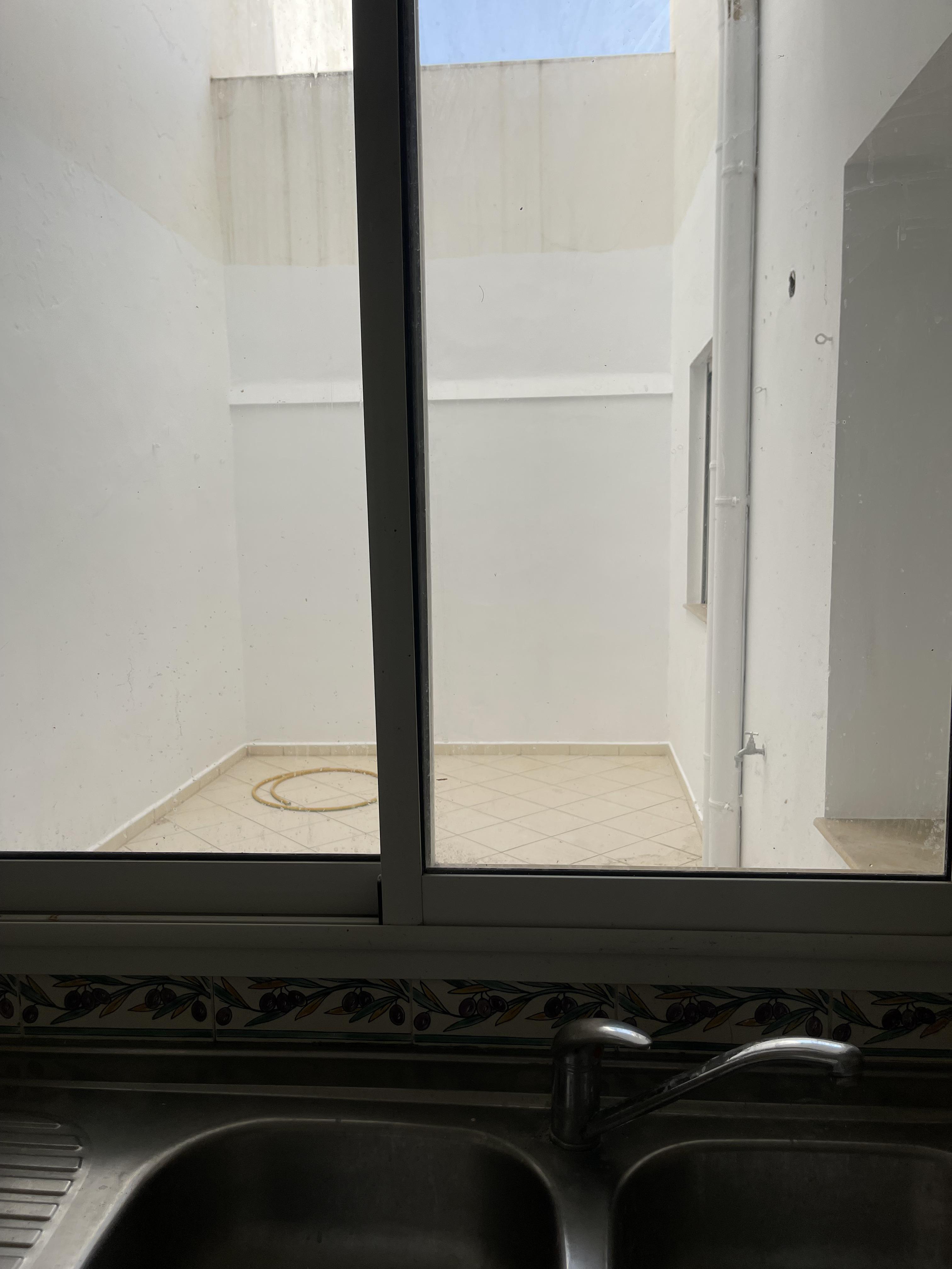 La Marsa Cite Des Juges 2 Vente Appart. 1 pice S1 avec terrasse 65m